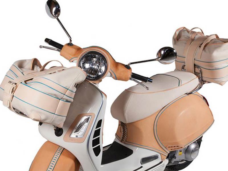 شاهد دراجة نارية على موضة الفينتاج